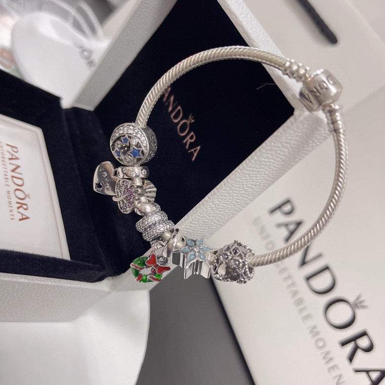Pandora bracelet 16-21 01yxx55